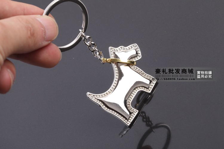 高档超可爱新款贵宾狗汽车钥匙链韩式精品汽车钥匙扣批发车钥匙挂 -高清图片