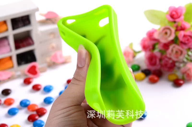 iphone4s/5撇嘴