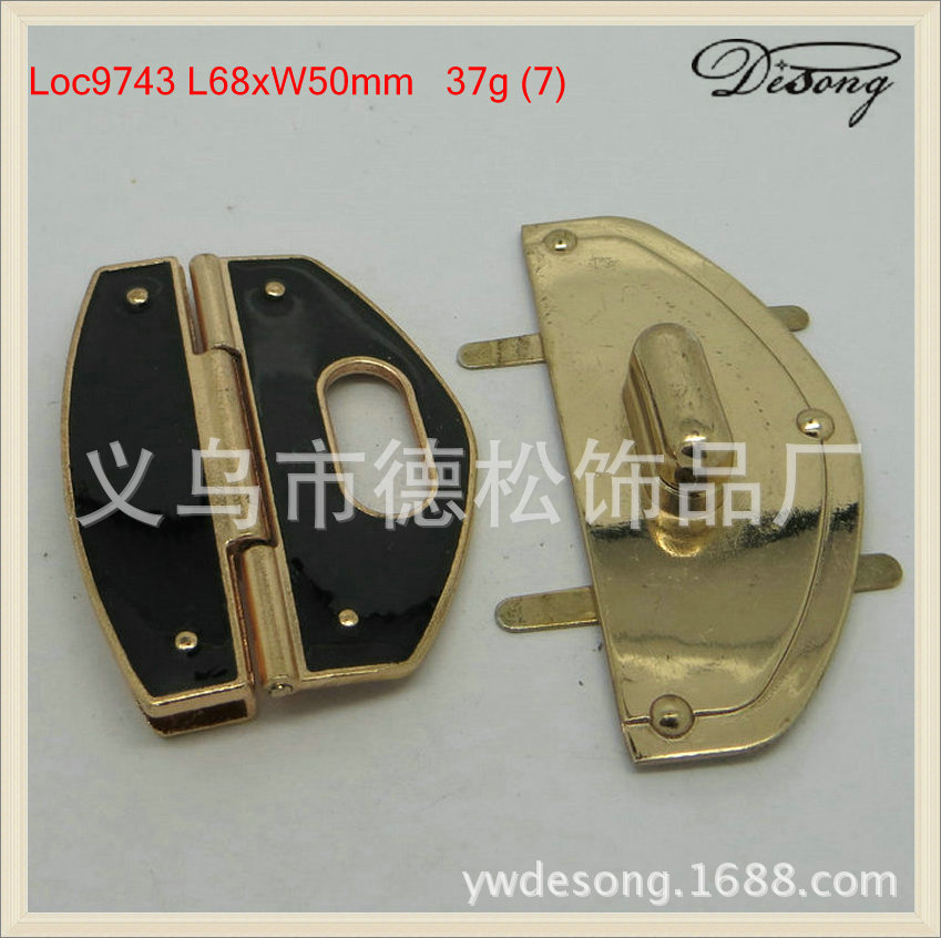 专业生产销售扭锁,箱包五金配件