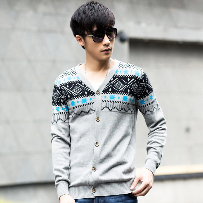 韩版潮流时尚百搭<em>男士毛衣</em>拼色雪花图休闲<em>开衫</em>