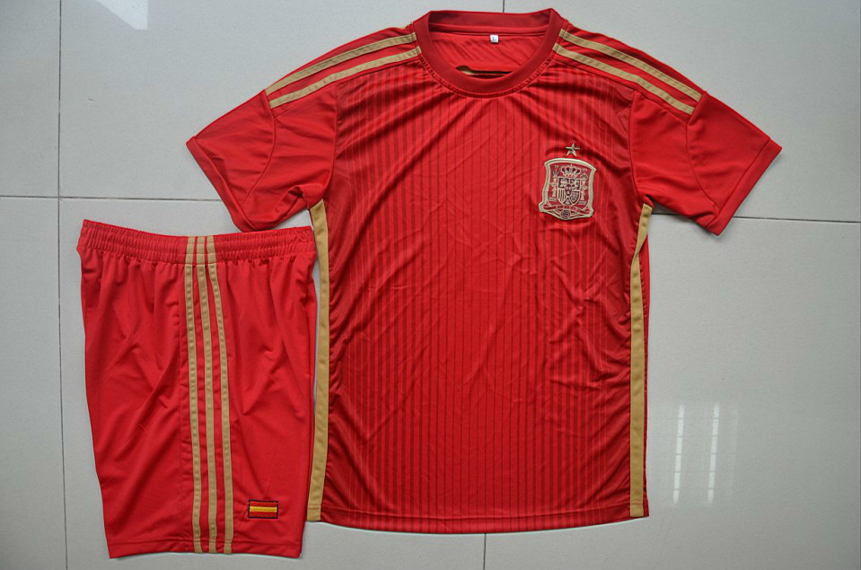 批发 14年世界杯10强球衣 西班牙球衣 足球服套