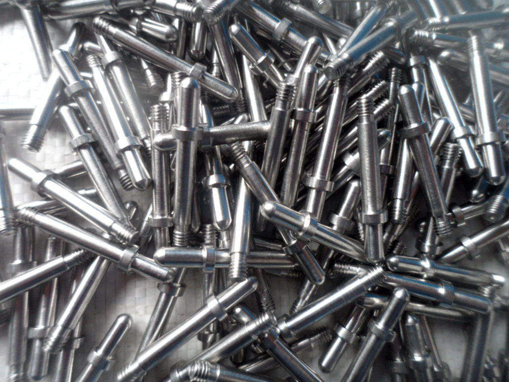 加工生产各种不锈钢销子，销轴，非标销子，来图来样加工定制