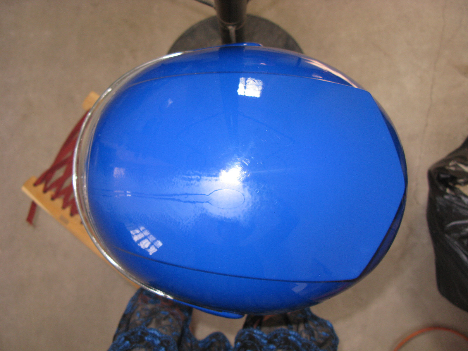 【厂家批发电动车头盔 摩托车头盔 订制各种赠