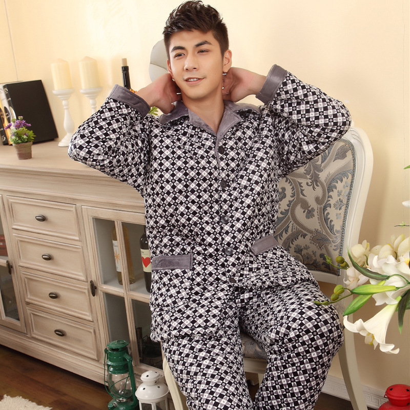 厂家直销男士<em>珊瑚绒夹棉睡衣</em>冬季新款三层加厚