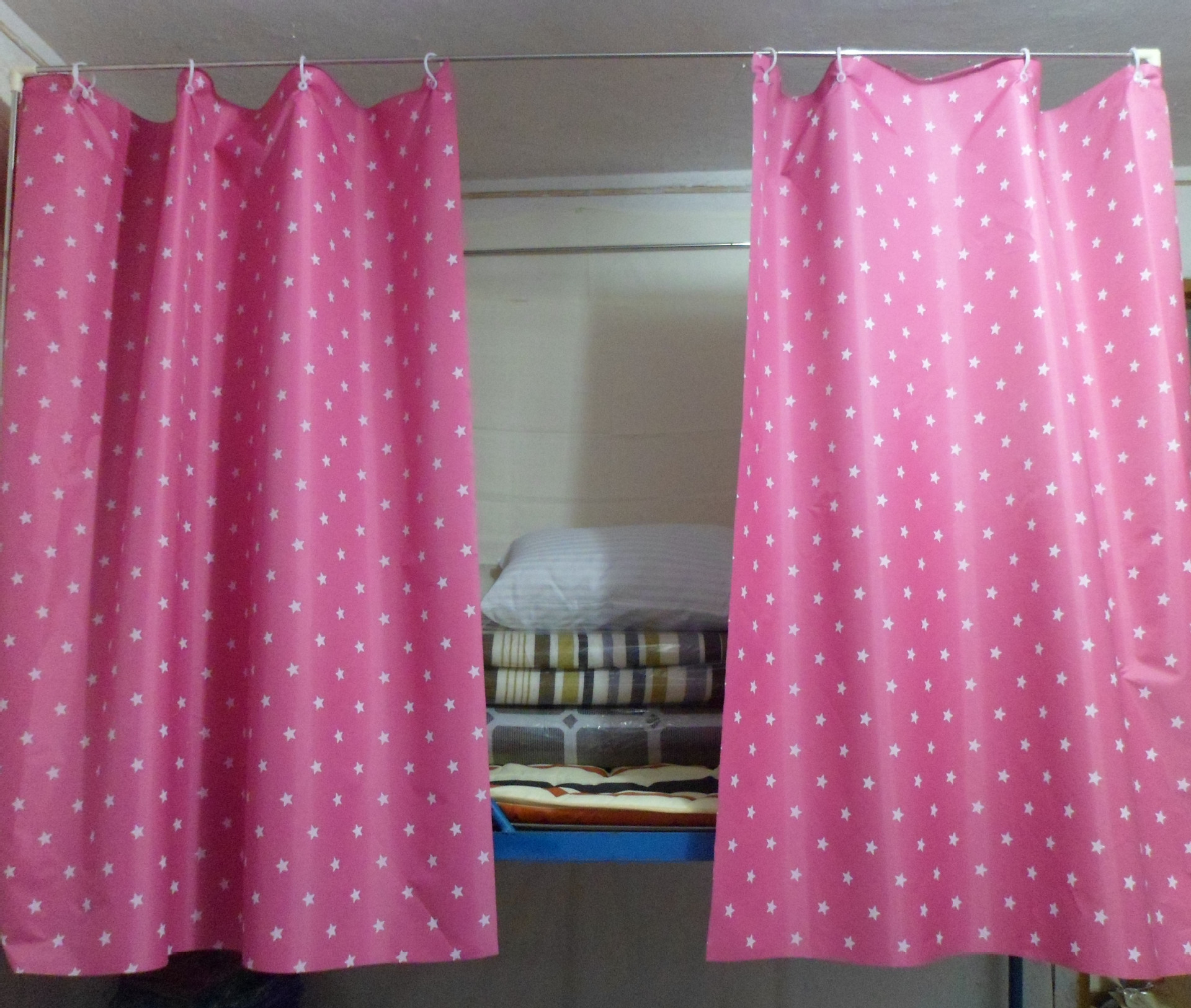 【2米长1.45米高星星遮光大学生床帘镀银寝室