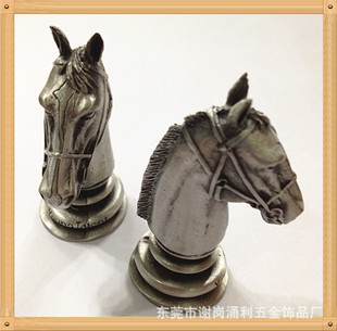 铭牌-供应:金属国际象棋马头工艺品摆件 铅锡合