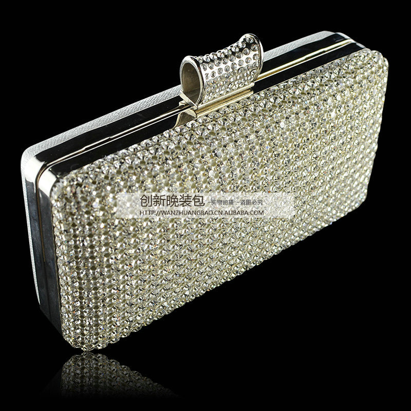 銀色單面滿鑽手拿包