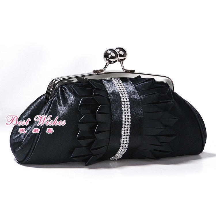 8268black0bt
