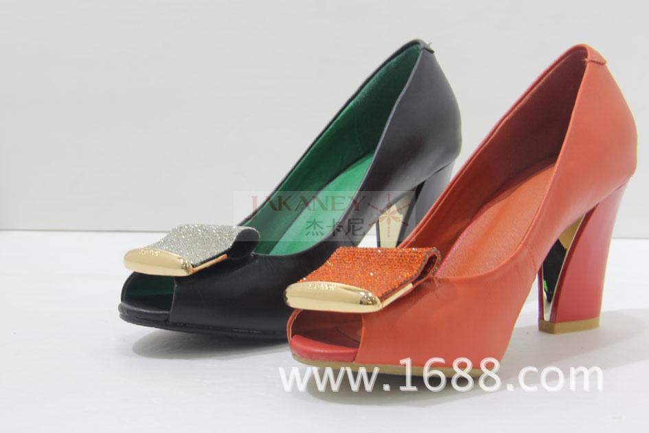 JAKANEY<em>杰卡尼</em>红色高跟鞋真皮鱼嘴水钻休闲