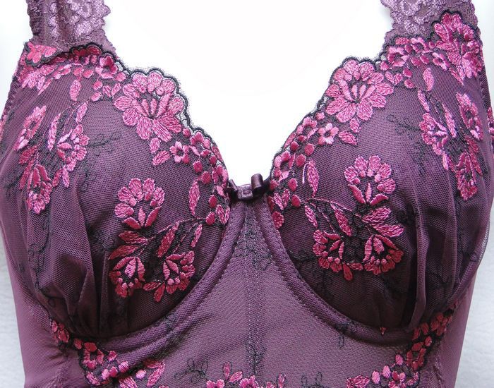 【韩国大牌 女加长包臀薄款 <em>带胸罩</em>收腹塑身束