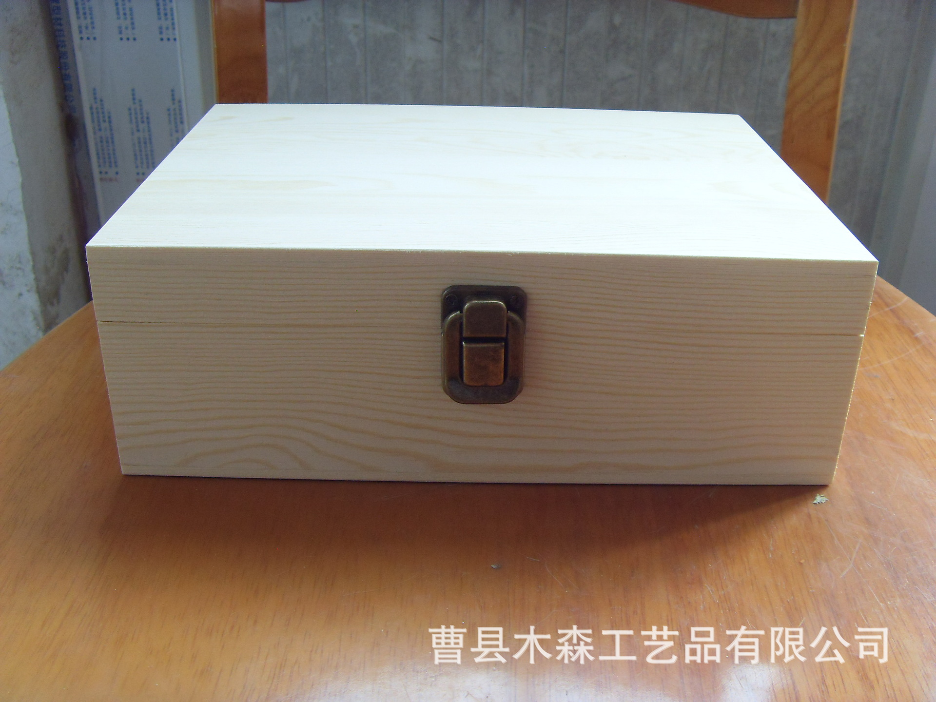 木盒-木制礼品盒、巧克力包装盒、礼品包装盒