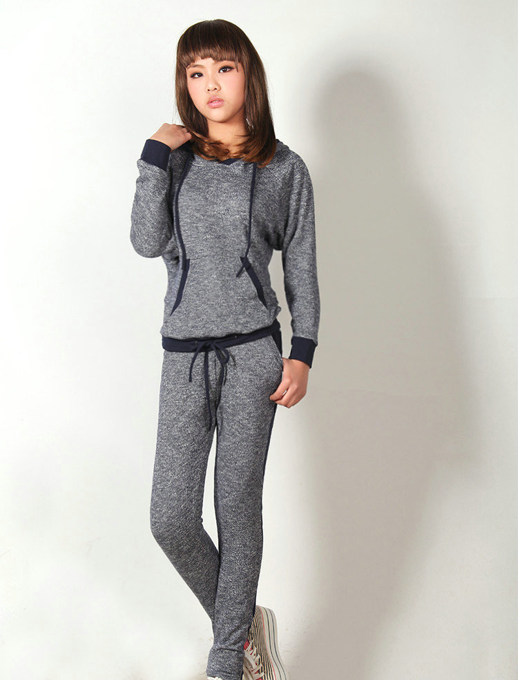 新款吉西国际时尚运动套装 春季女士天鹅绒运