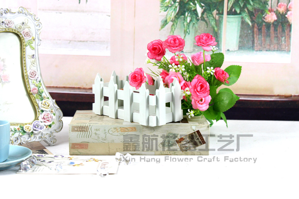 阿里热卖 塑料栅栏 三款式选择 仿真花器 桌面花