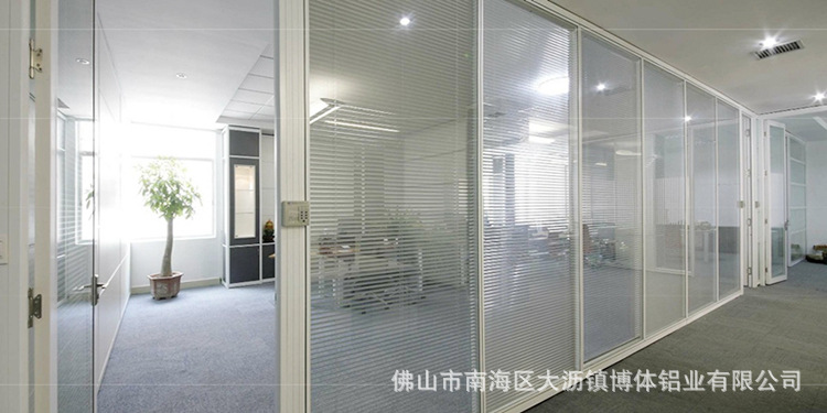 BT办公高隔80-双玻百叶单开门