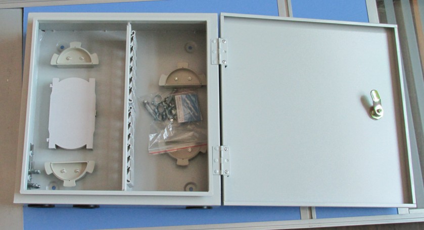 48芯光缆分线箱内部图片