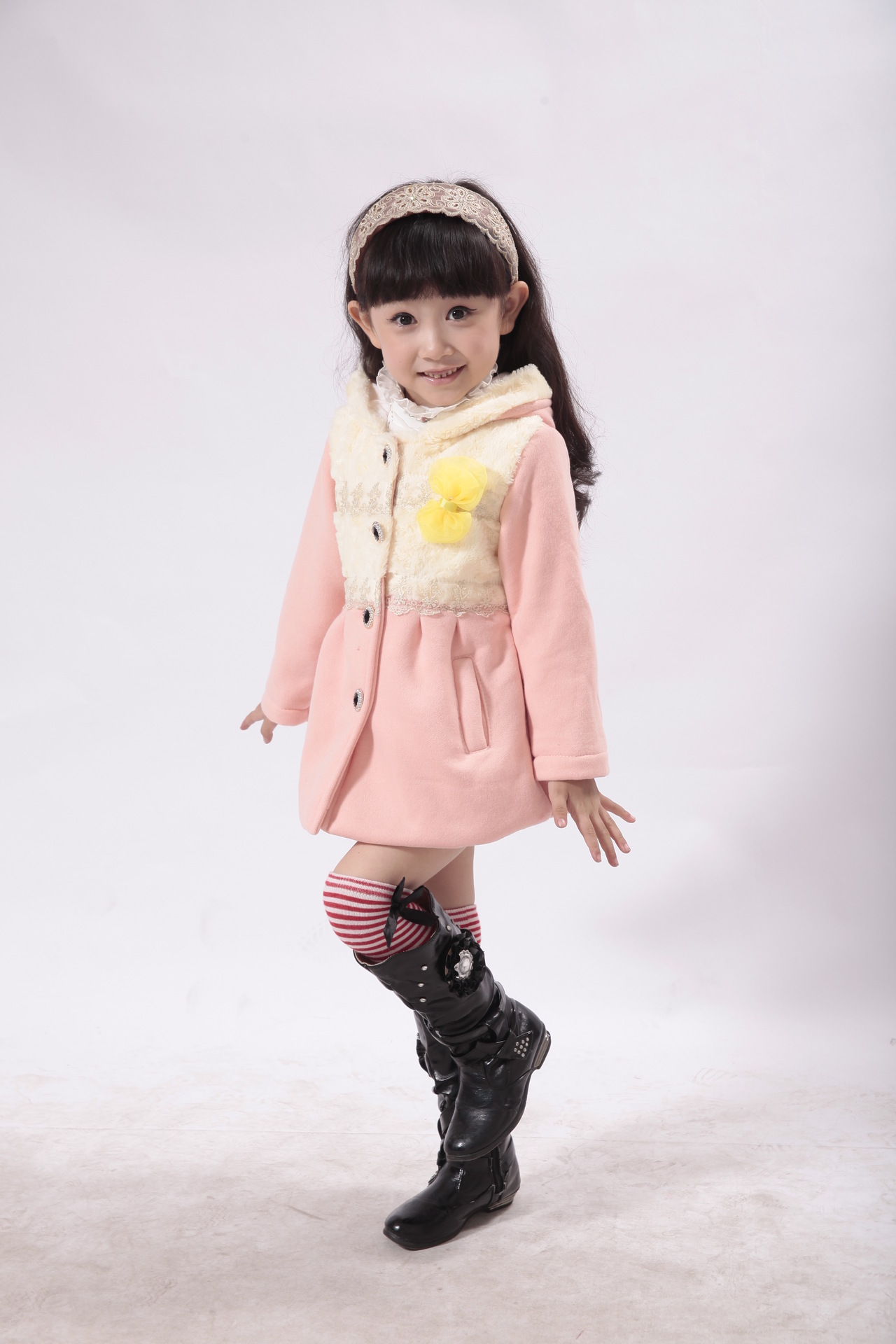 【2013<em>女童</em>新款秋装<em>公主</em>风 <em>甜美</em>连帽绒质儿童
