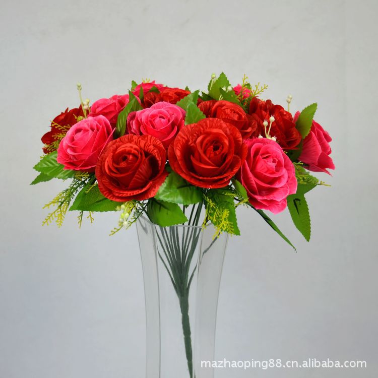 18有园玫手捧花