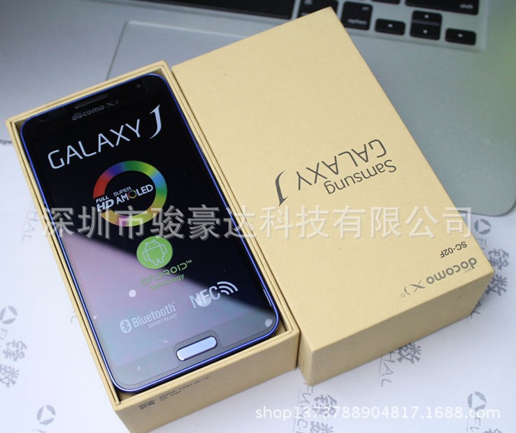 三星 GALAXY J(SC-02F)..