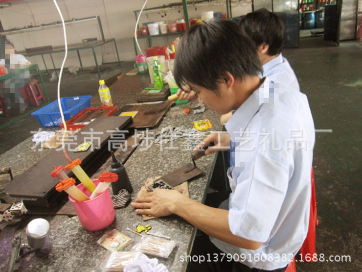 批发采购钥匙配饰-供应圆形飞鹰平面造型PVC