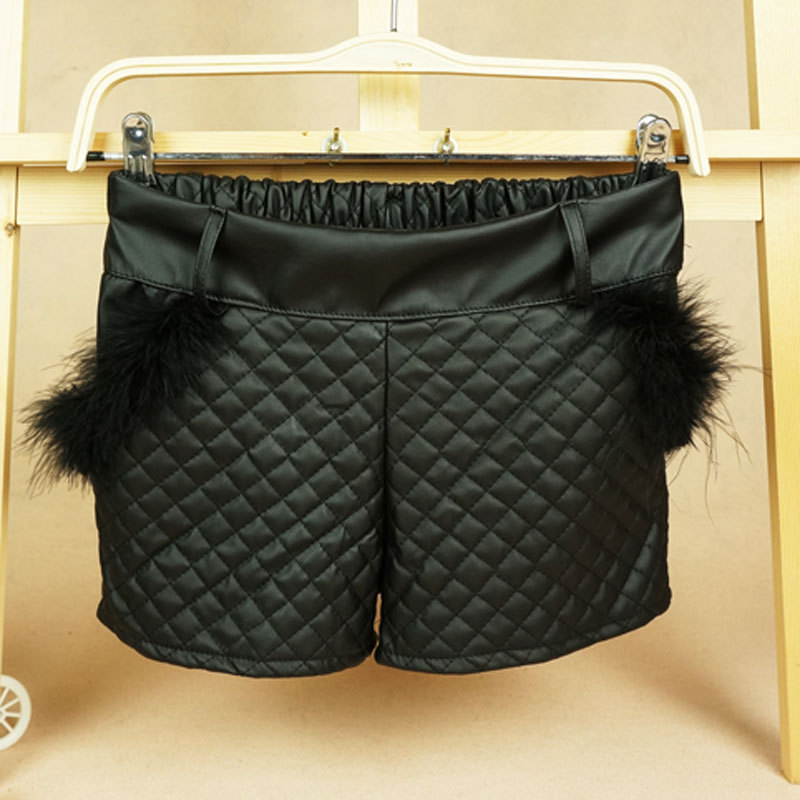 厂家直销 2013<em>秋冬</em>新款女装皮短裤 <em>格子皮短裤</em>
