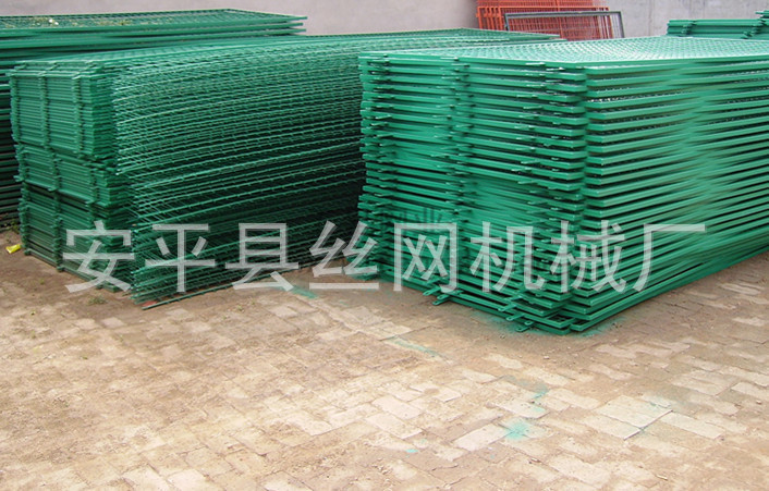 483412496_99265194[1]