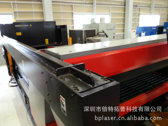 AMADA FO-4020NT激光切割机