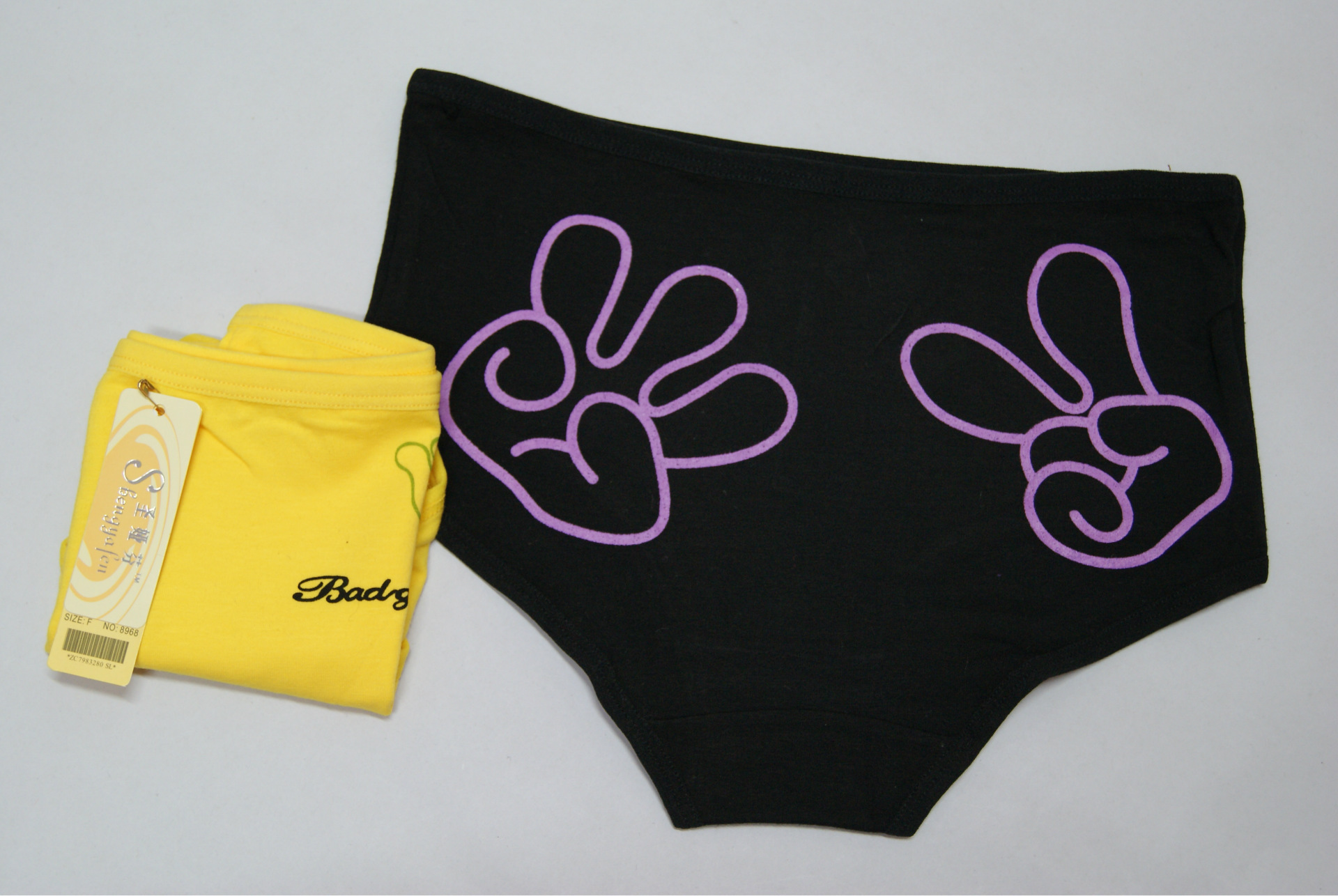 【8968小脚丫卡通印花<em>纯棉少女高腰内裤</em>可爱