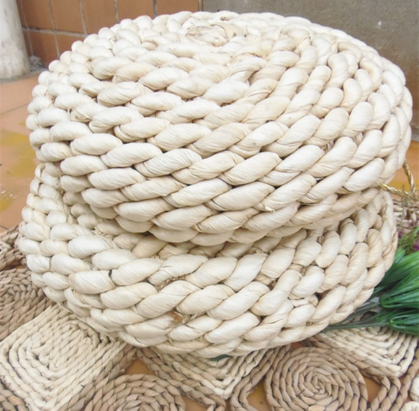 环保手工坐垫 失传工艺 90岁老人编织传奇 玉米皮编织坐墩 收藏品