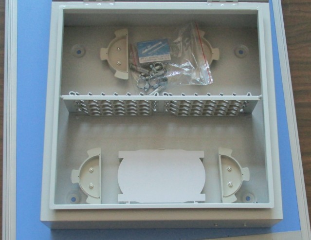 48芯光缆分线箱底部图片