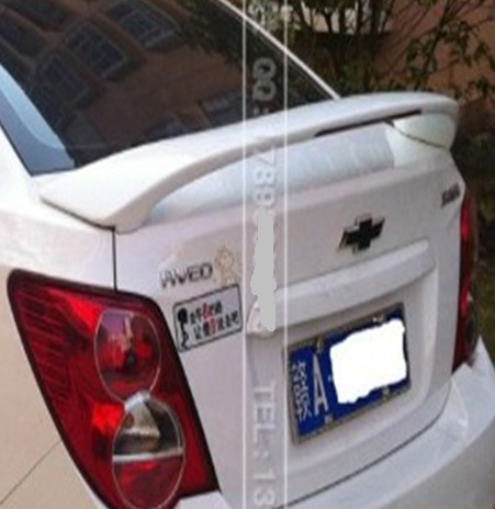 爱唯欧三厢原厂尾翼、07