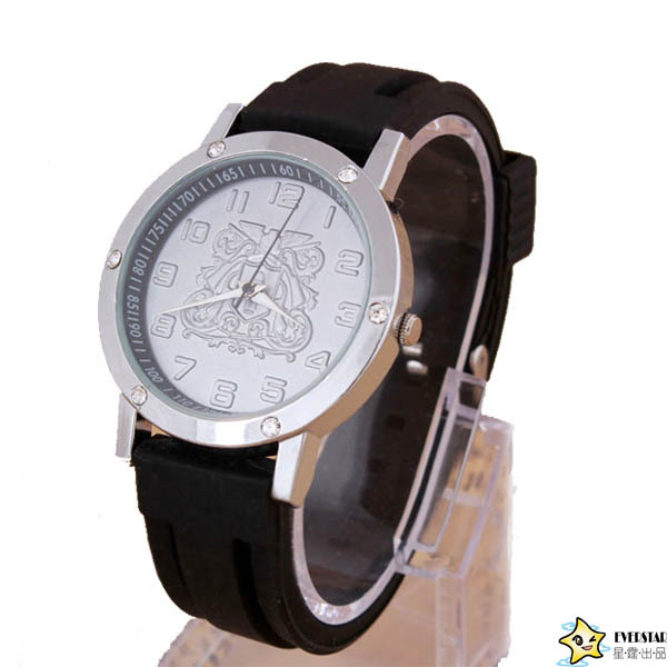 穿越火线\/家庭教师\/火影忍者\/海贼王\/死神标志镶