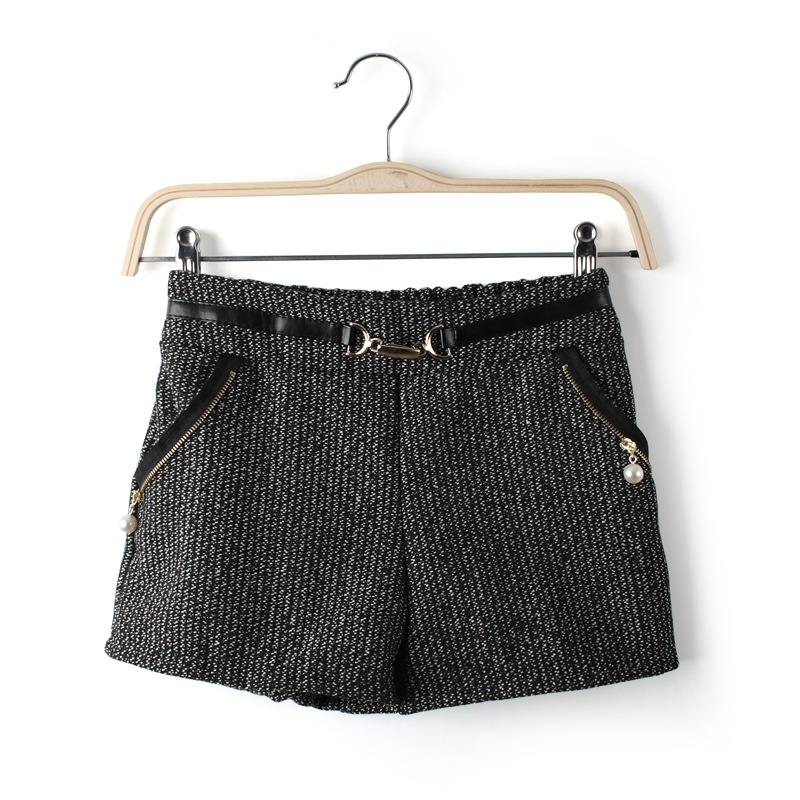 2013秋冬新款口袋拉链珍珠<em>毛呢短裤</em>时尚靴裤