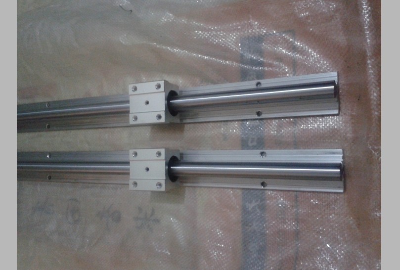镀铬硬轴,铝托,圆柱直线导轨SBR16*1000L