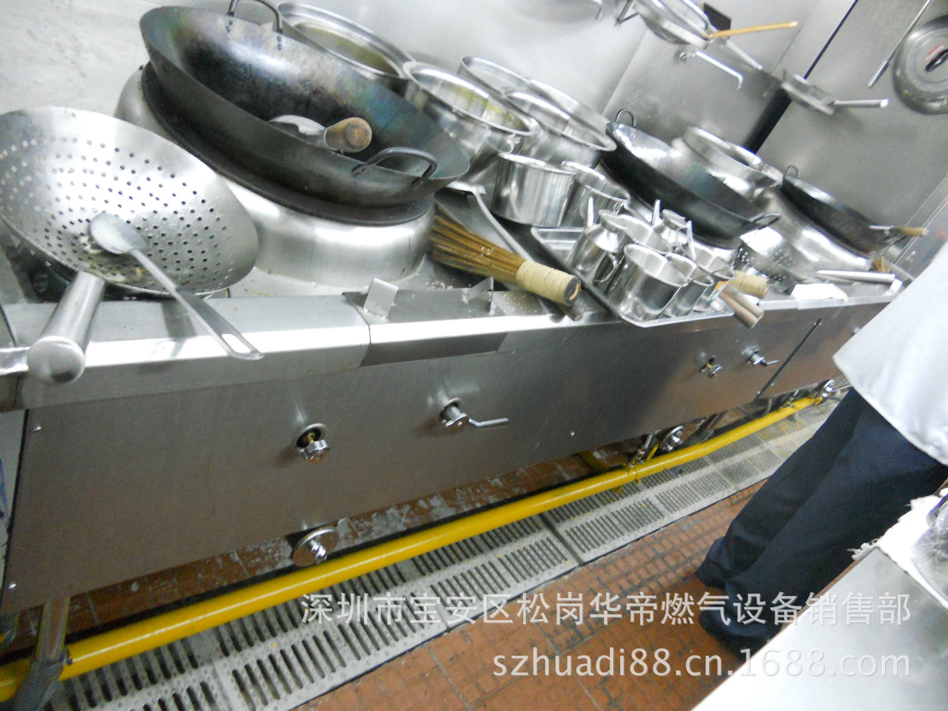 【东莞、深圳煤气房、厨房煤气管道安装工程】