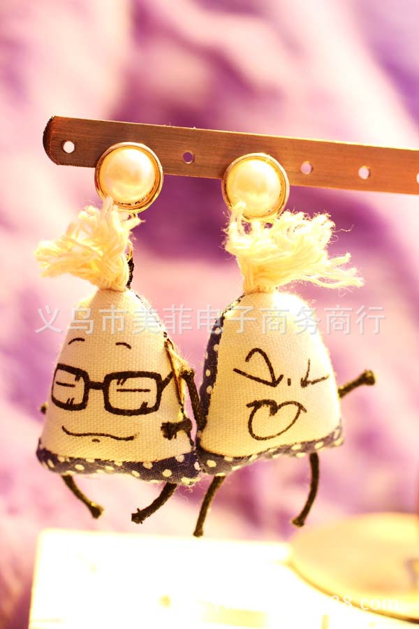 批发采购耳饰-韩国代购可爱波点卡通布衣耳环