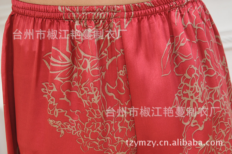 【厂家直销 <em>大红</em>牡丹<em>丝绸</em> 居家休闲 男式<em>睡衣</em>套