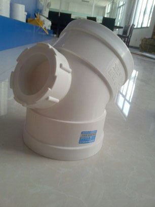 45°弯头带检查口1