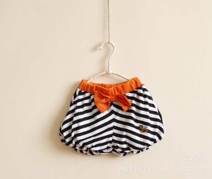 韩国TK儿童<em>短裤</em> 宝宝灯笼裤 <em>纯棉</em>条纹<em>女童</em>热裤