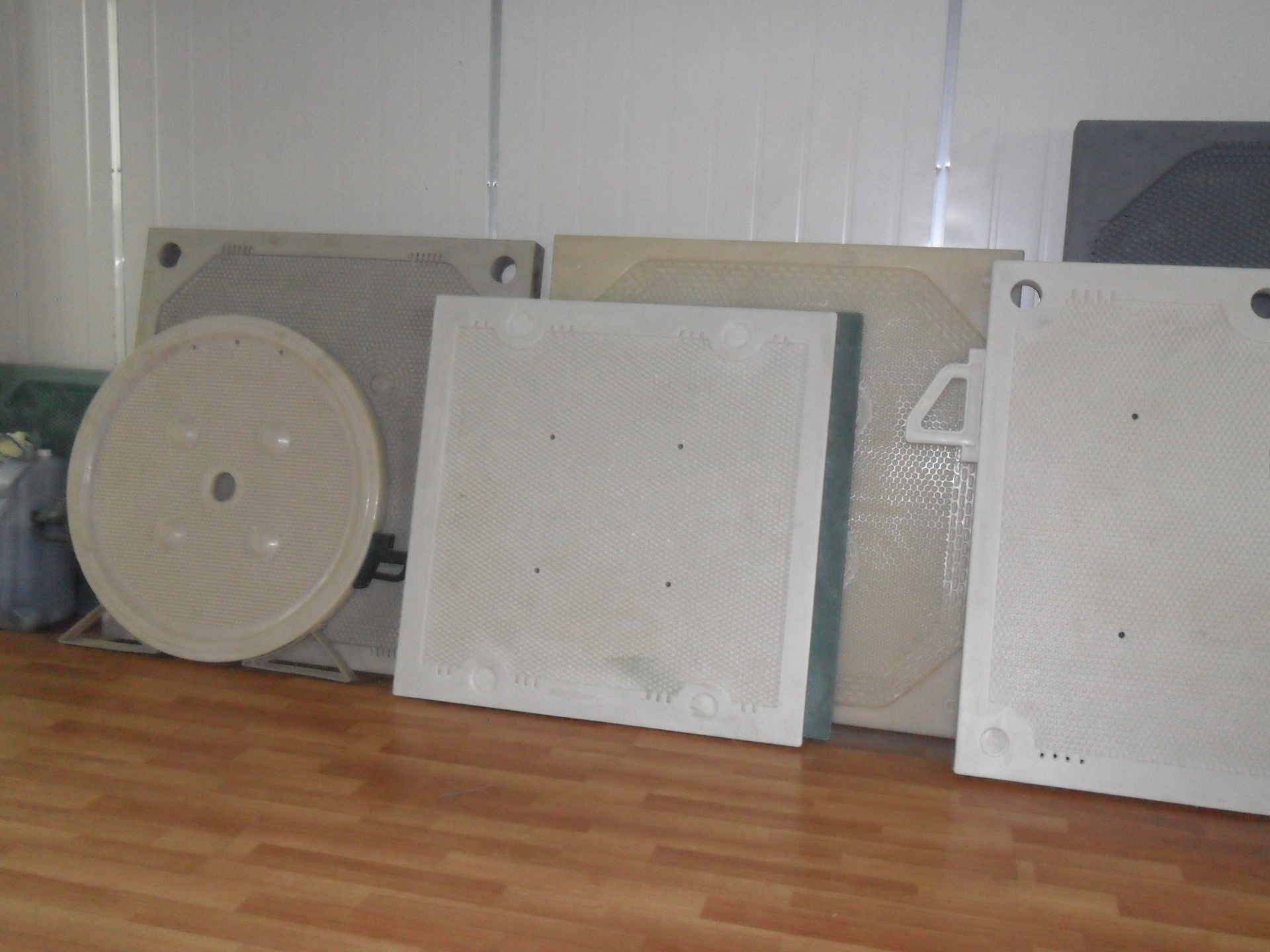 顺源公司各种滤板4