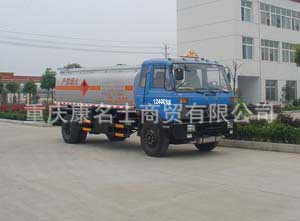 楚飞CLQ5120GHY3化工液体运输车B190东风康明斯发动机