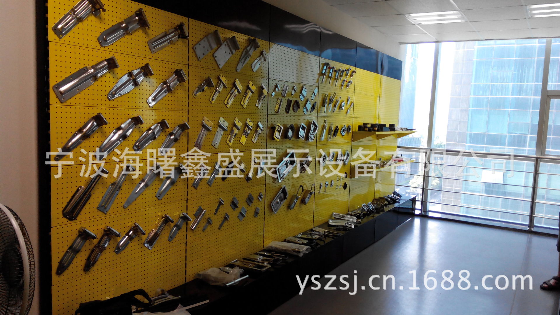 宁波鑫盛供应优质精品展示架,电动工具展示架,五金制品展示架
