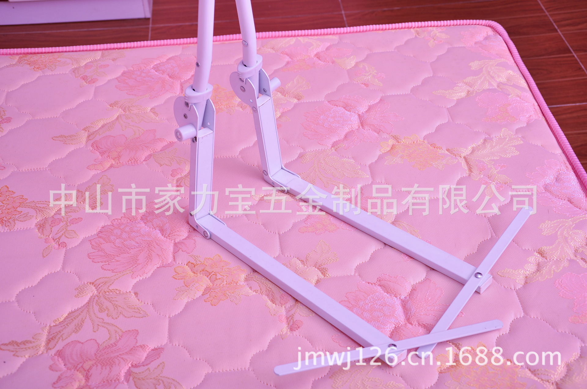 【热销产品】供应婴儿床护栏支架,1.8米,1.5米