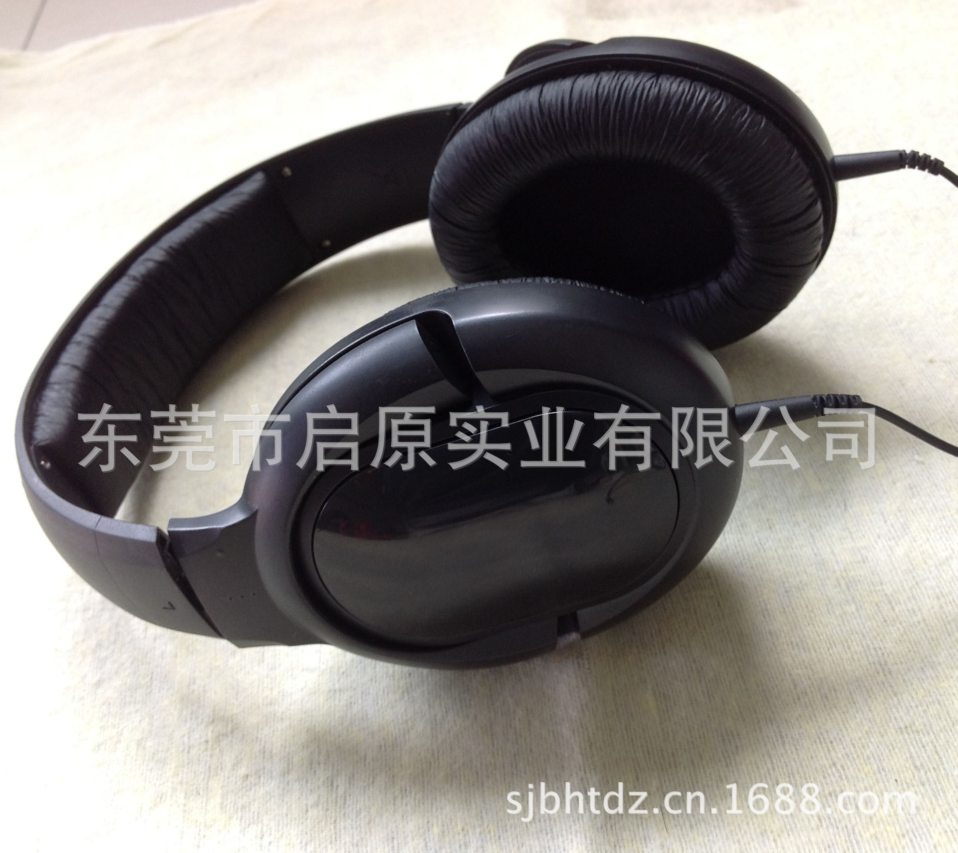 earphone (14)