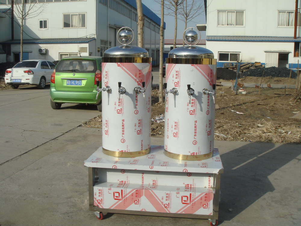 双罐六头多彩扎啤机2