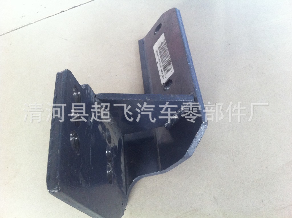 奔驰变速箱支架3 35