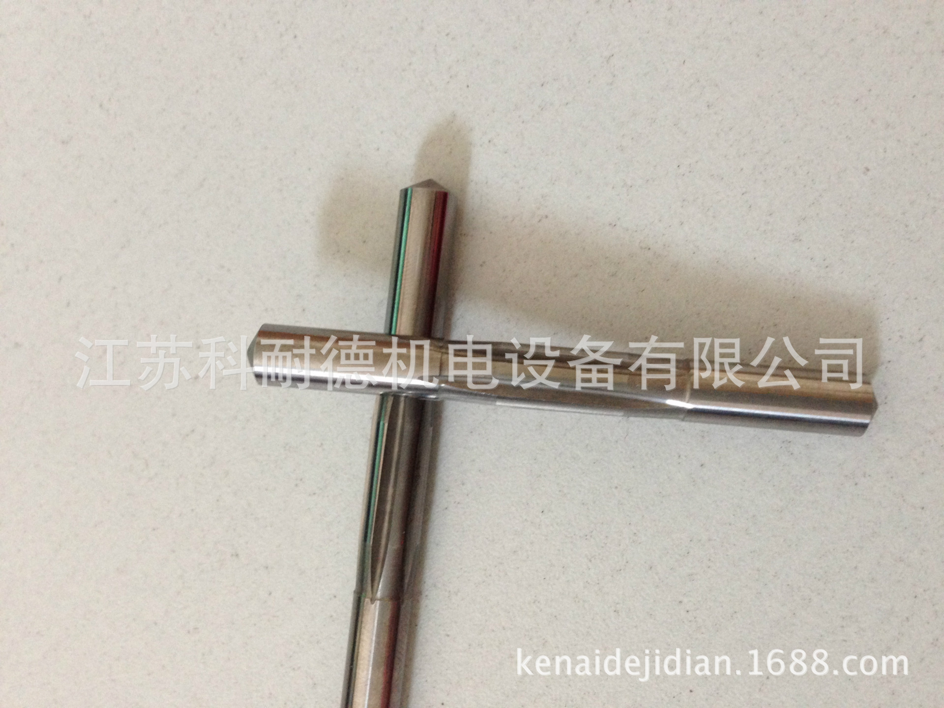 江苏科耐德  销售优质 6刃螺旋钨钢铰刀
