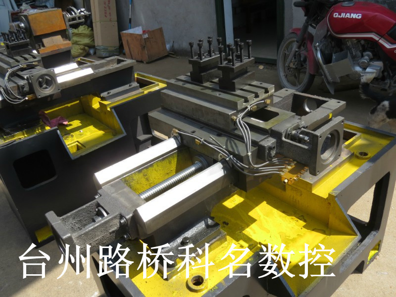 厂家直销 高精度CJK0640数控机床 PLC自动仪表数控车床 光机销售