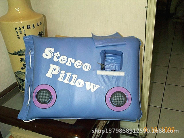 Stereo pillow