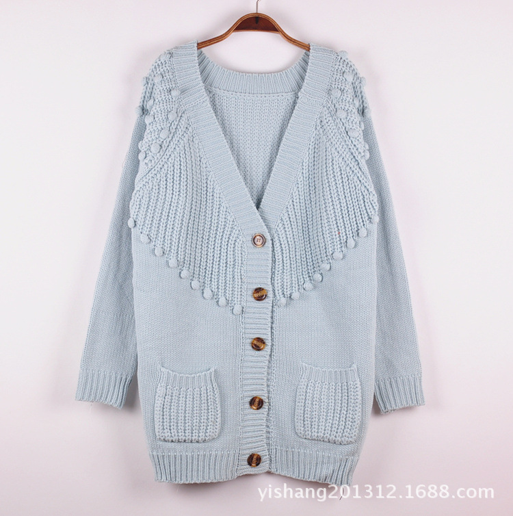 秋冬复古文艺粗棒针中长<em>宽松V领针织</em>立体球球