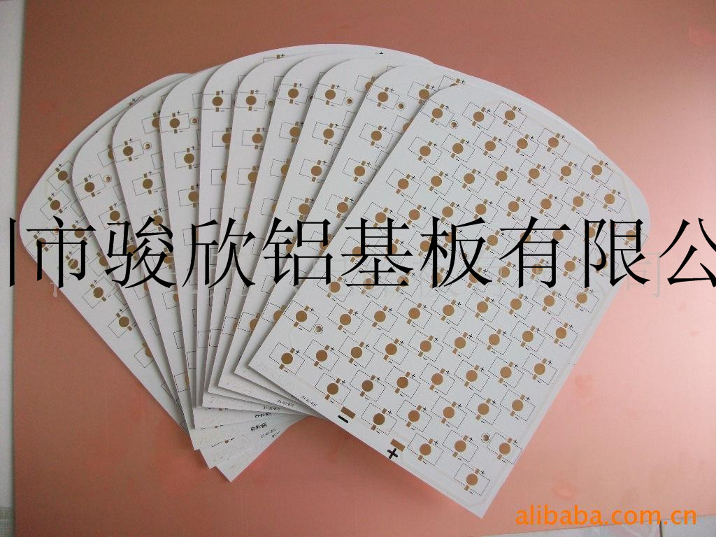 cvmg6VdNN5_1272613578